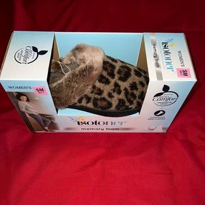 Isotoner Memory Foam Slippers size sm NEW in box
